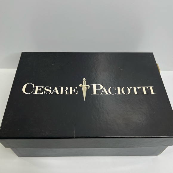 Cesare Paciotti Suede Magenta Bow Pump Size 8 - Picture 3 of 5